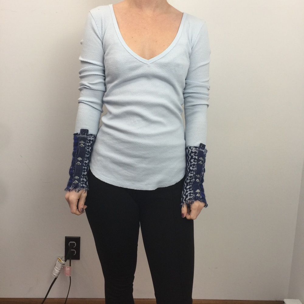 We The Free Thermal Blue Sweater Cuff Shirt Top - Picture 2 of 8
